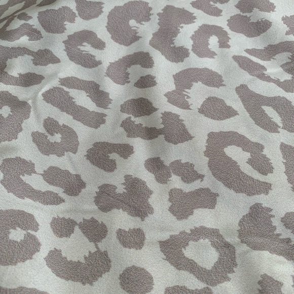 White Leopard Curtain Bundle with Rachel Zoe Pillows - Picture 3 of 4